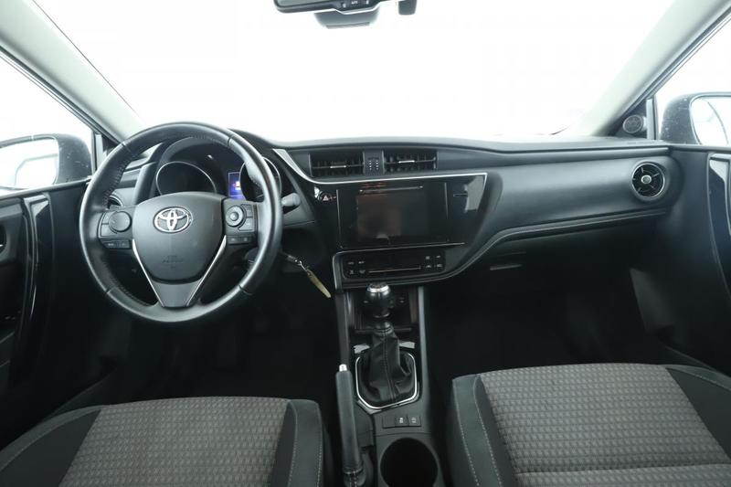 Toyota Auris 1.2t 116 ch