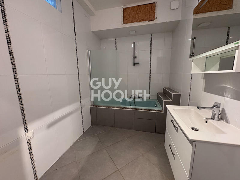 Appartement - 84 m² - 4 pièces