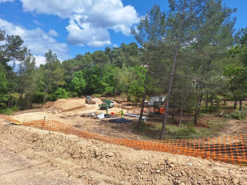 Terrain constructible - 690 m²