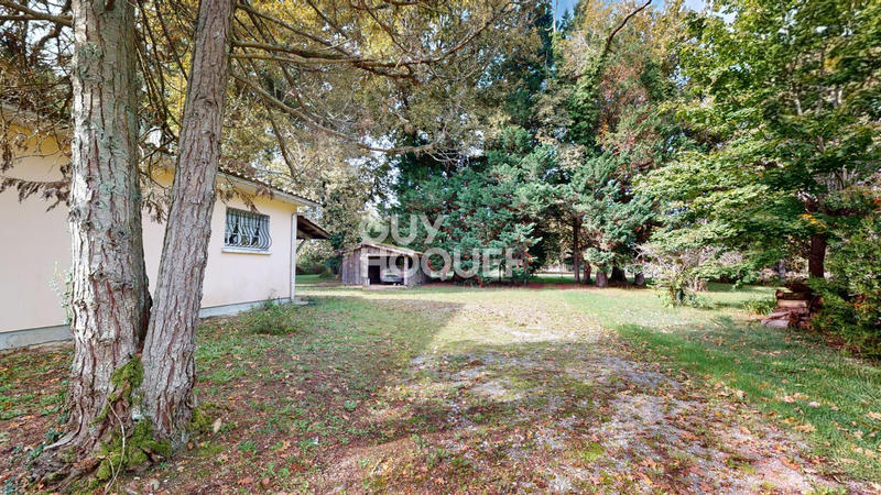 Maison - 213 m² - 7 pièces