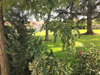 Maison - 470 m² - 12 pièces