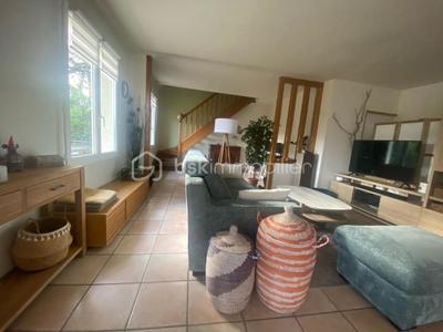 Maison - 123 m² - 6 pièces