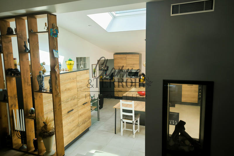 Villa - 170 m² - 9 pièces