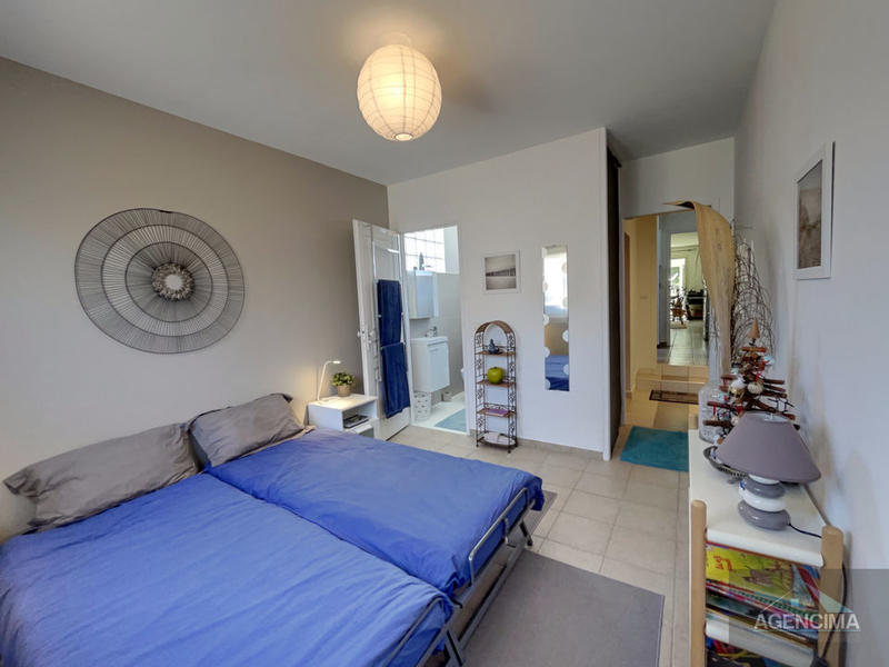 Villa - 120 m² - 5 pièces