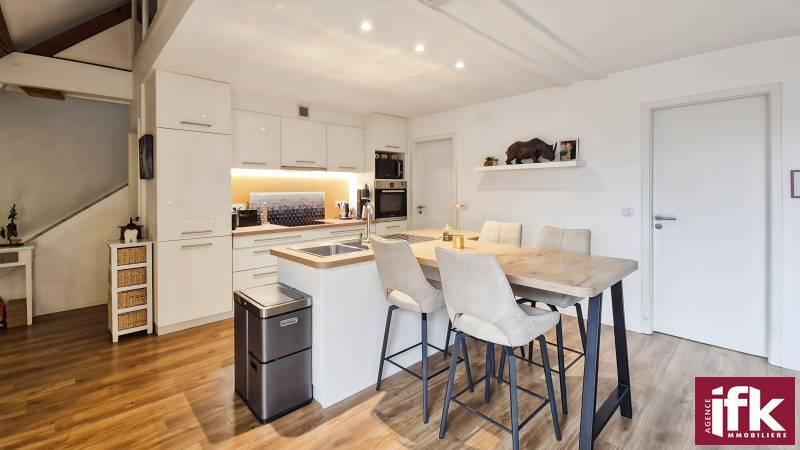 Loft - 103 m² - 4 pièces