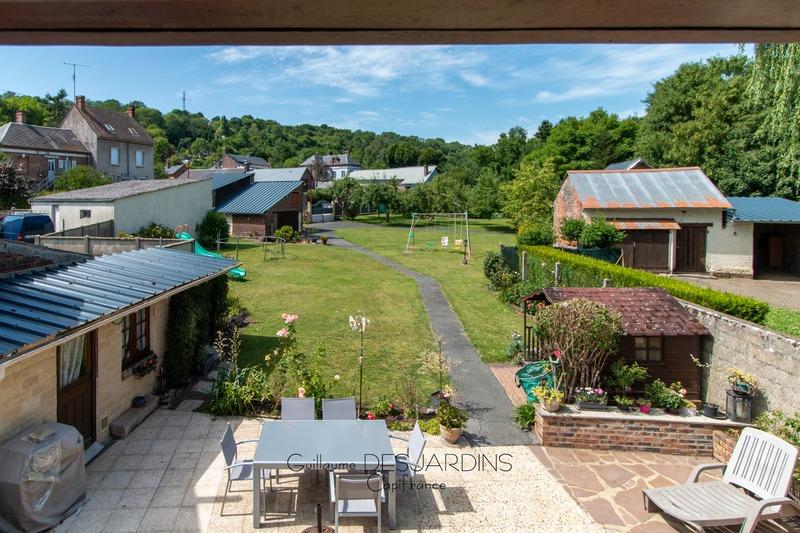 Maison de village - 187 m² - 9 pièces