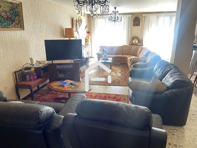 Maison - 160 m² - 5 pièces