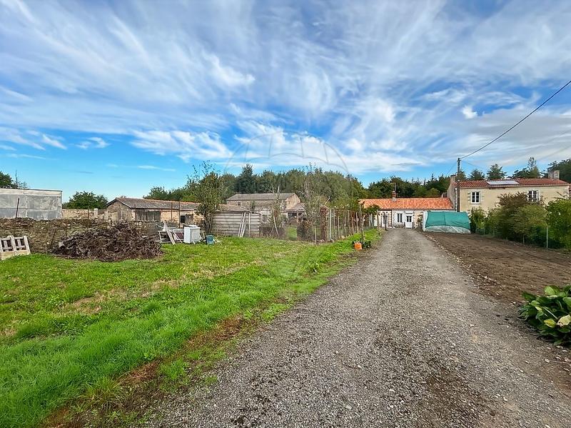 Maison - 91 m² - 4 pièces