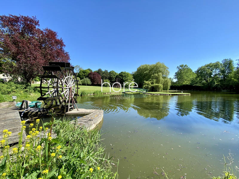 Maison - 300 m² - 10 pièces