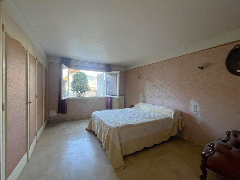 Maison - 195 m² - 7 pièces