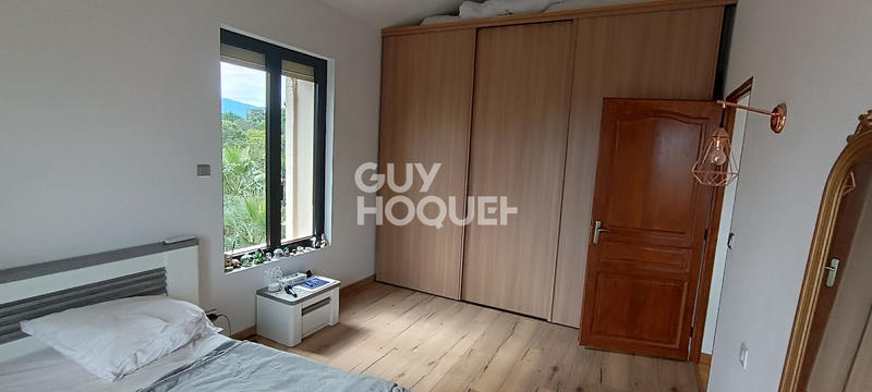 Appartement - 188 m² - 6 pièces