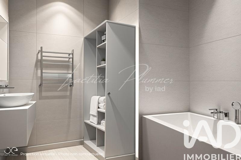 Maison - 200 m² - 7 pièces