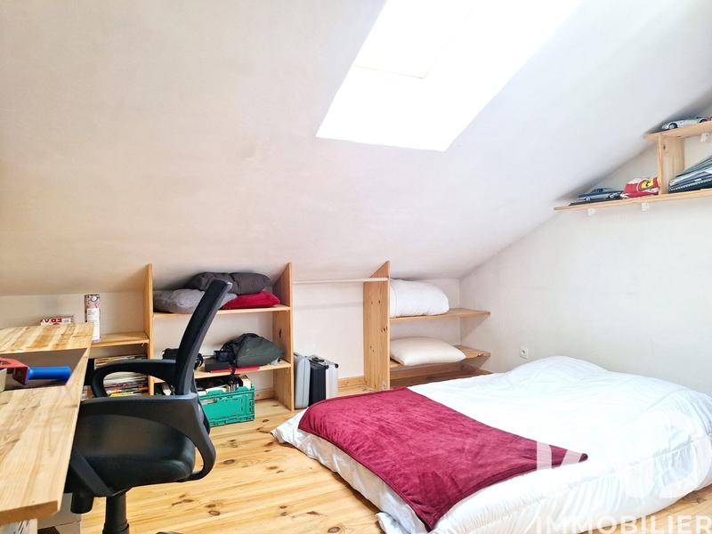 Maison - 229 m² - 7 pièces