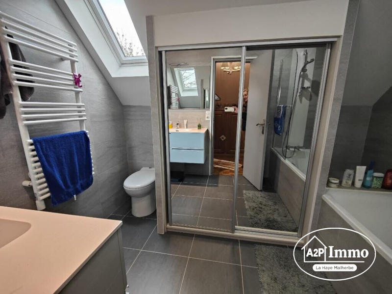 Maison - 135 m² - 6 pièces