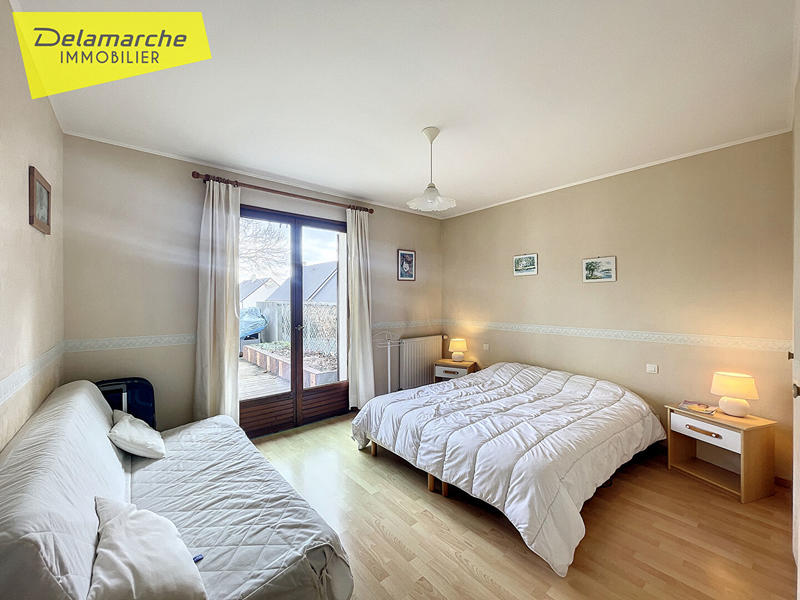 Maison - 303 m² - 9 pièces