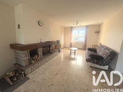 Maison - 140 m² - 6 pièces