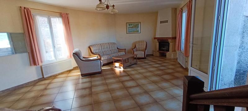 Maison - 97 m² - 5 pièces