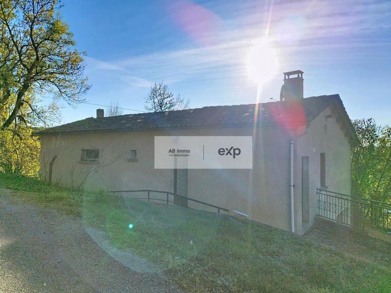 Maison - 98 m² - 5 pièces