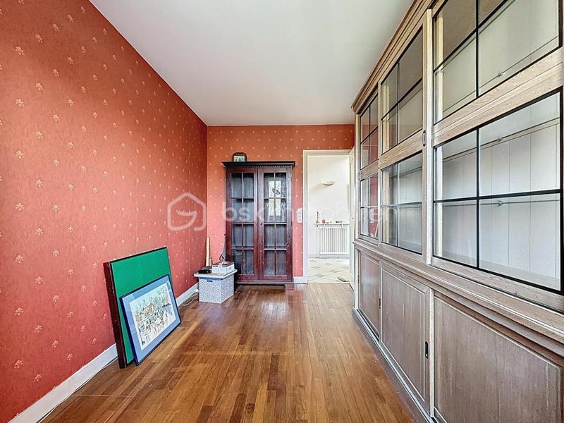 Maison - 248 m² - 11 pièces