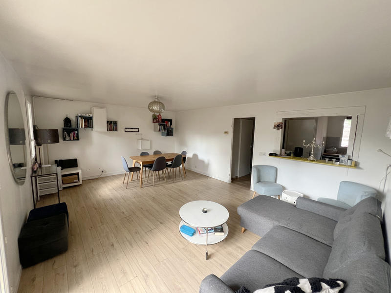 Maison - 90 m² - 5 pièces