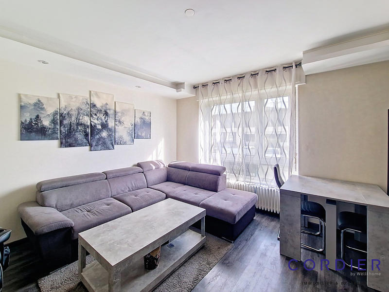 Appartement - 60 m² - 4 pièces