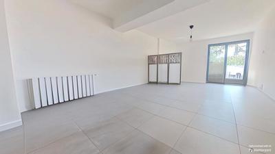 Studio - 30 m² - 1 pièce