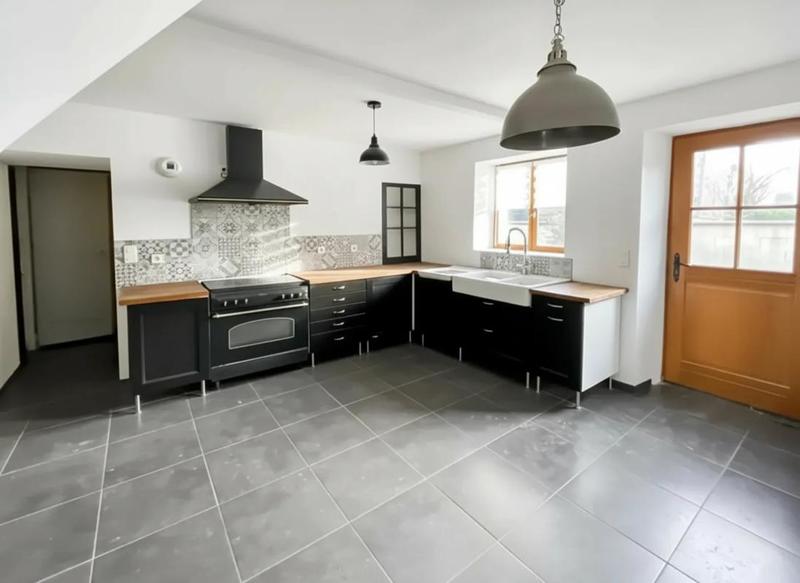 Maison - 88 m² - 5 pièces