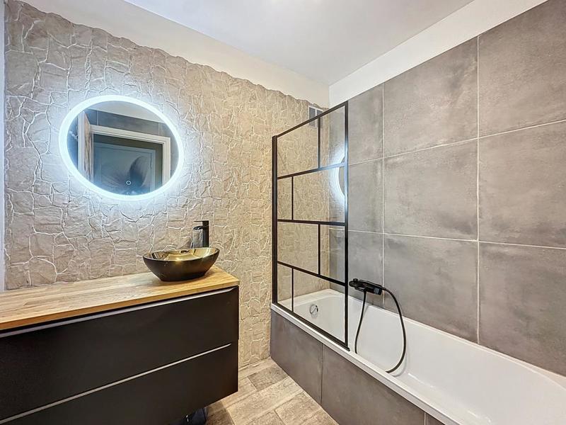 Appartement - 49 m² - 2 pièces