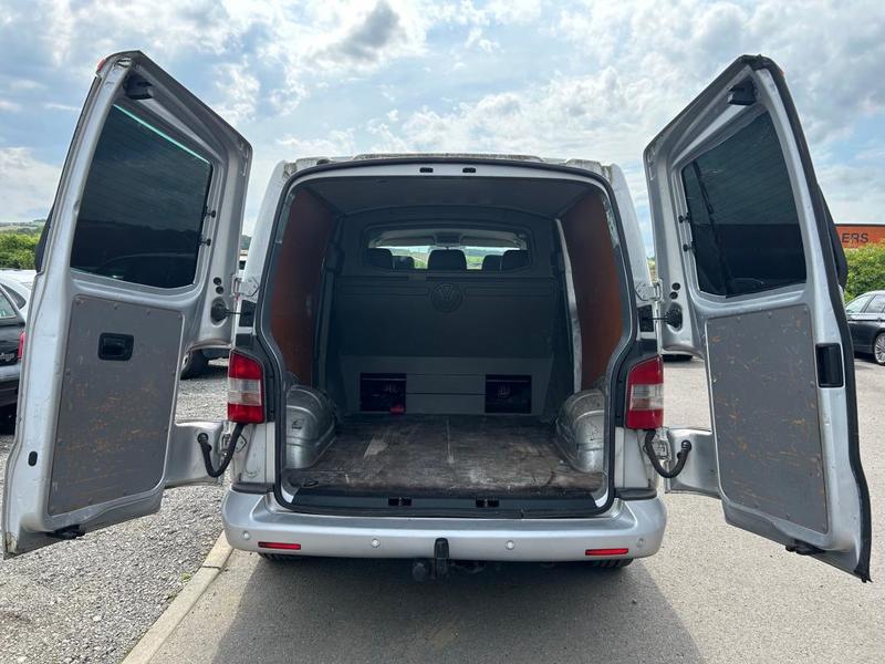 Volkswagen Transporter Combi 2.5 Tdi 174 Long 6pl Tiptronic a