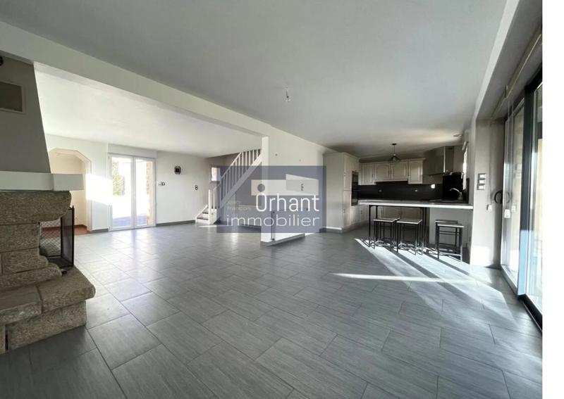 Maison - 134 m² - 5 pièces