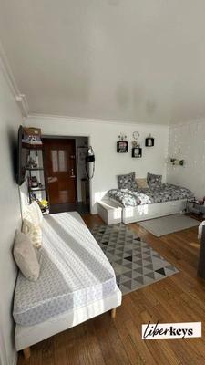 Studio - 30 m² - 1 pièce