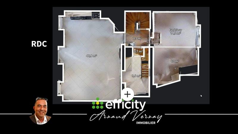 Maison - 186 m² - 9 pièces