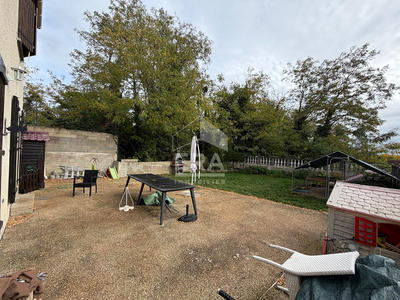 Maison - 122 m² - 6 pièces