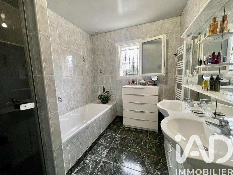 Maison - 165 m² - 7 pièces