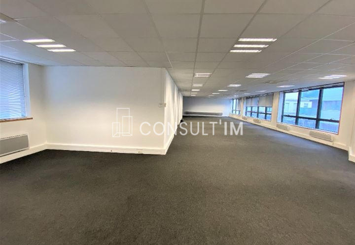 Bureau - 313 m²