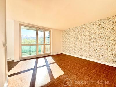 Appartement - 67 m² - 4 pièces