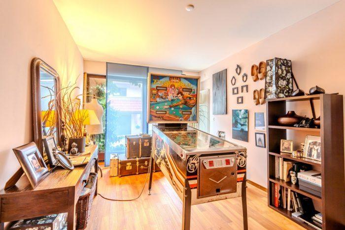 Maison traditionnelle - 299 m² - 7 pièces