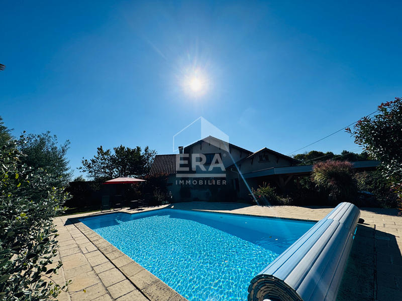 Maison - 152 m² - 5 pièces