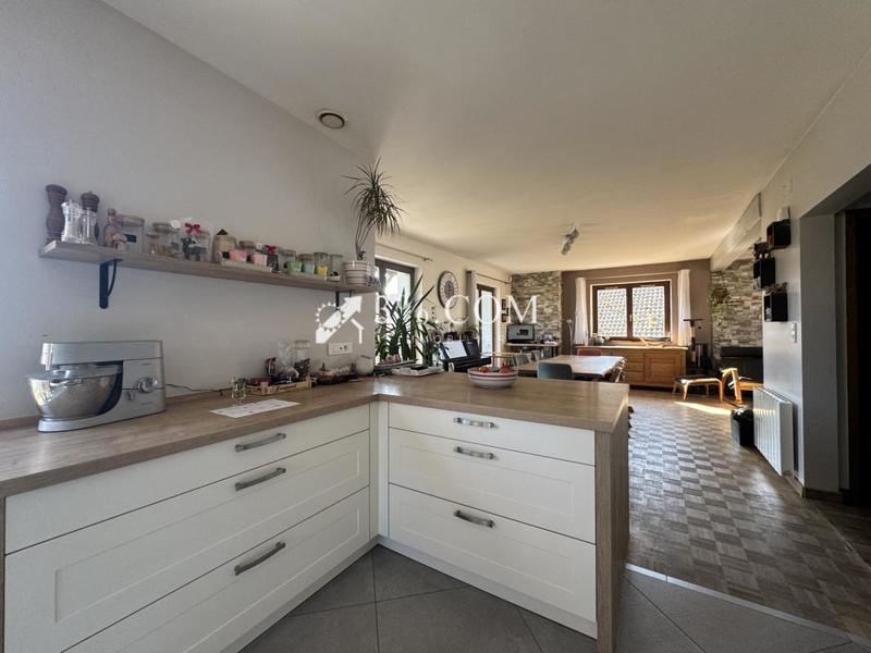 Maison traditionnelle - 150 m² - 7 pièces