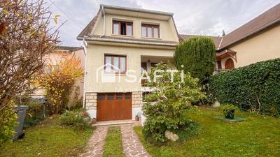 Maison - 120 m² - 5 pièces