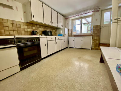 Maison - 110 m² - 6 pièces