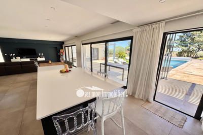 Villa - 174 m² - 5 pièces