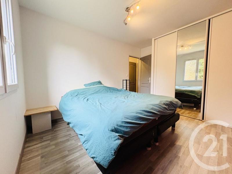 Pavillon - 137 m² - 7 pièces