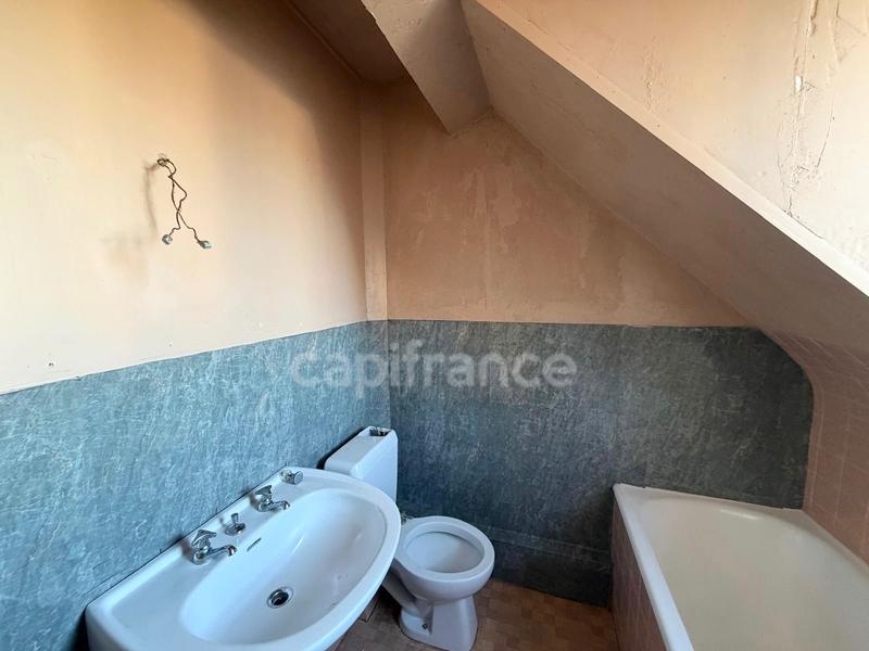 Maison - 90 m² - 5 pièces