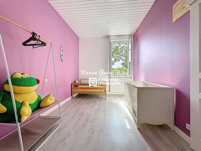 Maison - 182 m² - 6 pièces