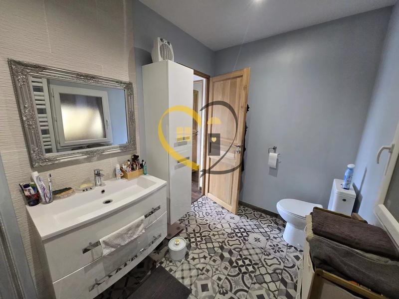 Maison - 90 m² - 3 pièces