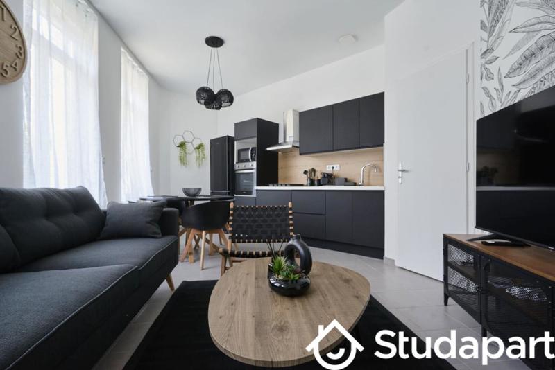 Chambre - 13 m² - 1 pièce