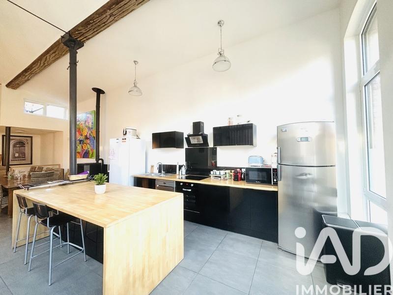 Loft - 166 m² - 5 pièces