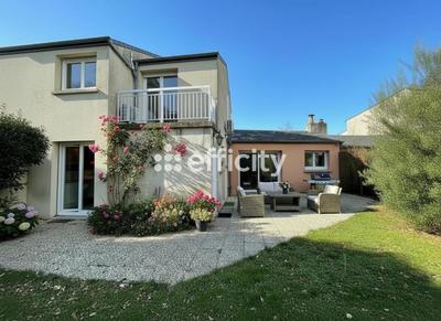 Pavillon - 104 m² - 5 pièces