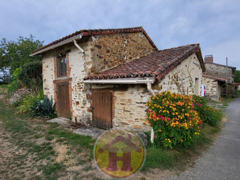 Maison - 86 m² - 4 pièces